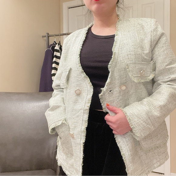 NEW WITH TAG Women felt blazer. - Picture 3 of 9